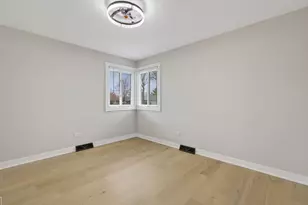 1011 Maitland Dr, Lockport, IL 60441 - Photo 11