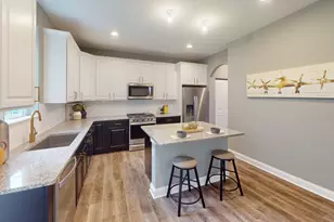 550 W Meadowdale Cir, Hampshire, IL 60140 - Photo 21