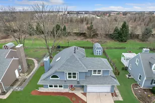 1108 Almond Dr, Aurora, IL 60506 - Photo 5