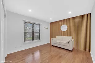 211 Edgewater Dr, Bloomingdale, IL 60108 - Photo 15