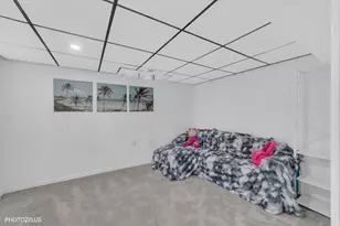 211 Edgewater Dr, Bloomingdale, IL 60108 - Photo 25