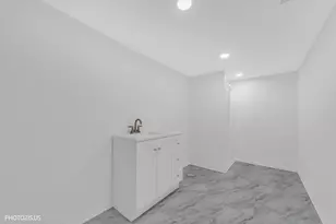 211 Edgewater Dr, Bloomingdale, IL 60108 - Photo 23