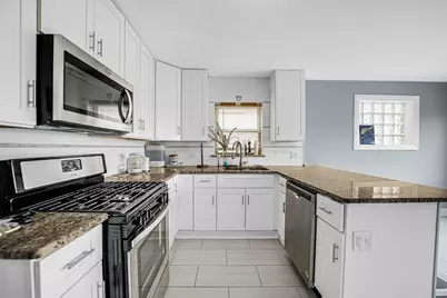 2437 N 78th Avenue, Elmwood Park, IL 60707 - Photo 5