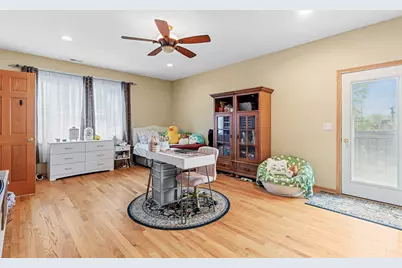 9226 Kilbourn Avenue, Skokie, IL 60076 - Photo 25