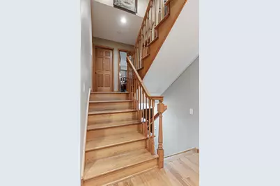 9226 Kilbourn Avenue, Skokie, IL 60076 - Photo 15