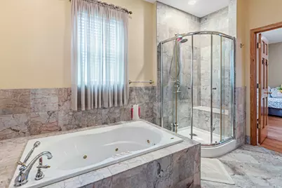 9226 Kilbourn Avenue, Skokie, IL 60076 - Photo 29