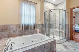 9226 Kilbourn Ave, Skokie, IL 60076 - Photo 29