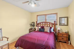 9226 Kilbourn Ave, Skokie, IL 60076 - Photo 21