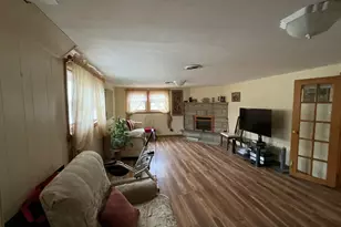 9226 Kilbourn Ave, Skokie, IL 60076 - Photo 21