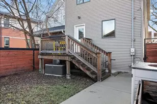 1733 N Troy St, Chicago, IL 60647 - Photo 37