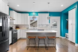 1733 N Troy St, Chicago, IL 60647 - Photo 7