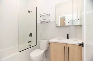 2042 W Irving Park Rd, Chicago, IL 60618 - Photo 7