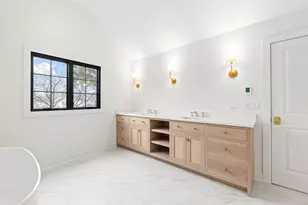 1310 N Eagle St, Naperville, IL 60563 - Photo 23