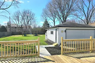 344 Douglas Rd, Batavia, IL 60510 - Photo 19