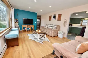 12310 Price Rd, Hebron, IL 60034 - Photo 7