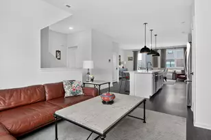 2213 Venture Dr, Schaumburg, IL 60173 - Photo 3