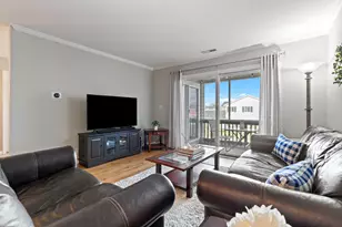 7215 Willow Way Ln, Willowbrook, IL 60527 - Photo 5