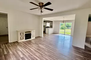 39 Ridge Rd, Centralia, IL 62801 - Photo 3