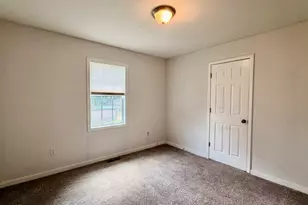 39 Ridge Rd, Centralia, IL 62801 - Photo 11