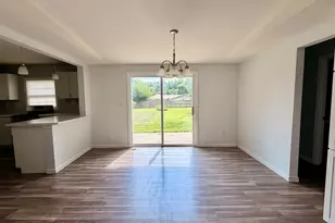 39 Ridge Rd, Centralia, IL 62801 - Photo 5