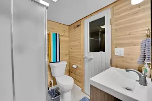 49 N Lake Ave, Fox Lake, IL 60020 - Photo 9