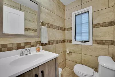 49 N Lake Avenue, Fox Lake, IL 60020 - Photo 11