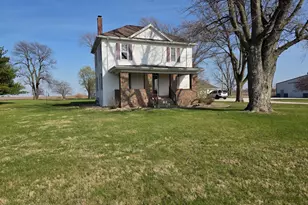 1468 E 22nd Rd, Streator, IL 61364 - Photo 1