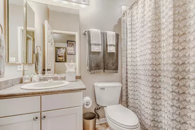 1215 N Orleans Street #303, Chicago, IL 60610 - Photo 15