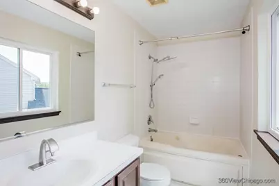 305 W Applegate Court, Round Lake, IL 60073 - Photo 27