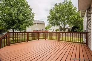 305 W Applegate Ct, Round Lake, IL 60073 - Photo 33