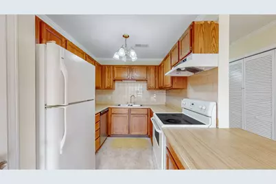 1545 W Stonehenge Drive #0, Sycamore, IL 60178 - Photo 7