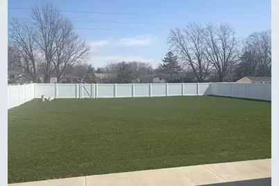 1356 Eagle Bluff Drive, Bourbonnais, IL 60914 - Photo 39