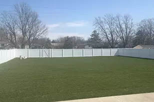 1356 Eagle Bluff Dr, Bourbonnais, IL 60914 - Photo 39