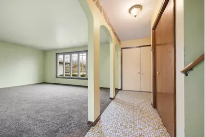 5916 W 127th Street, Alsip, IL 60803 - Photo 3