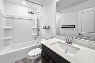 1135 White Oak Cir, Crystal Lake, IL 60012 - Photo 17