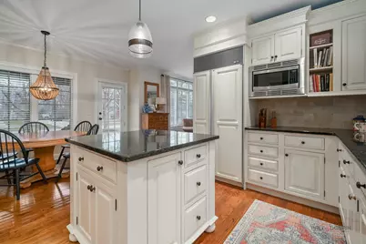 249 E Sheridan Place, Lake Bluff, IL 60044 - Photo 17