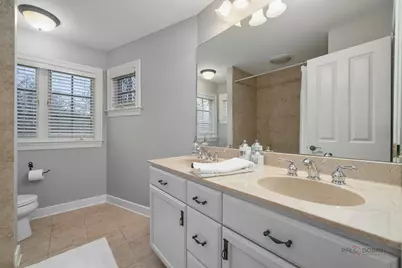 249 E Sheridan Place, Lake Bluff, IL 60044 - Photo 27