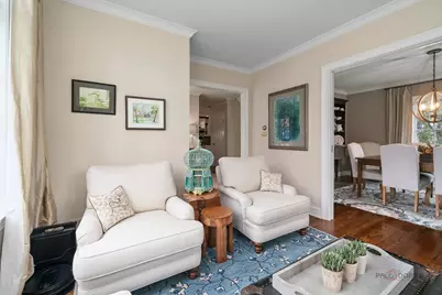 249 E Sheridan Place, Lake Bluff, IL 60044 - Photo 7