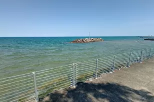 1216 W Jarvis Ave, Chicago, IL 60626 - Photo 3