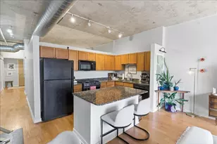 1000 N Kingsbury St, Chicago, IL 60610 - Photo 5