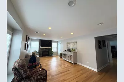 258 Odlum Court, Schaumburg, IL 60194 - Photo 5