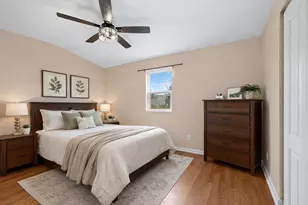 5313 Cleveland Dr, McHenry, IL 60050 - Photo 9