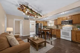 5313 Cleveland Dr, McHenry, IL 60050 - Photo 5