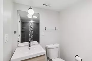 6803 N Keeler Ave, Lincolnwood, IL 60712 - Photo 21