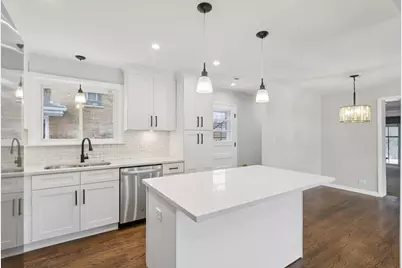 6803 N Keeler Avenue, Lincolnwood, IL 60712 - Photo 9