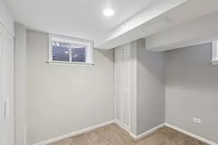 6803 N Keeler Ave, Lincolnwood, IL 60712 - Photo 23