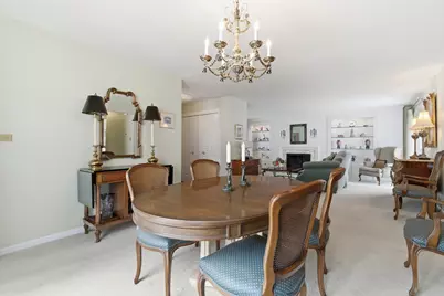 2 Court Of Mohawk Court, Lincolnshire, IL 60069 - Photo 9