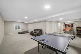 142 Roman Ln, Hawthorn Woods, IL 60047 - Photo 19