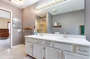 1911 Sapphire Ln, Aurora, IL 60506 - Photo 19