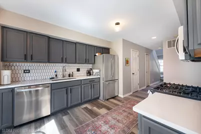 229 Spring Point Drive, Carpentersville, IL 60110 - Photo 7